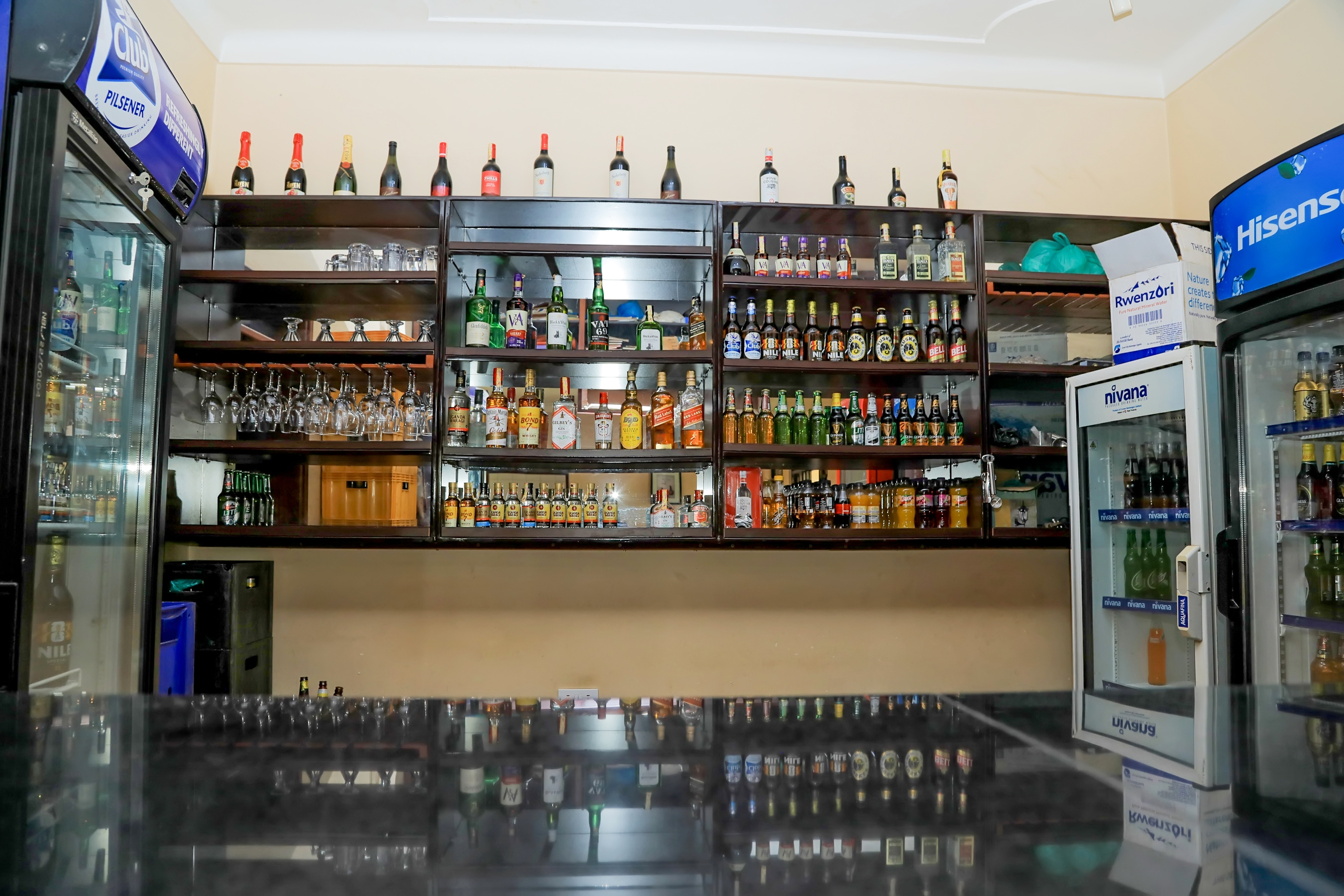 Enjoy our fresh meals and drinks